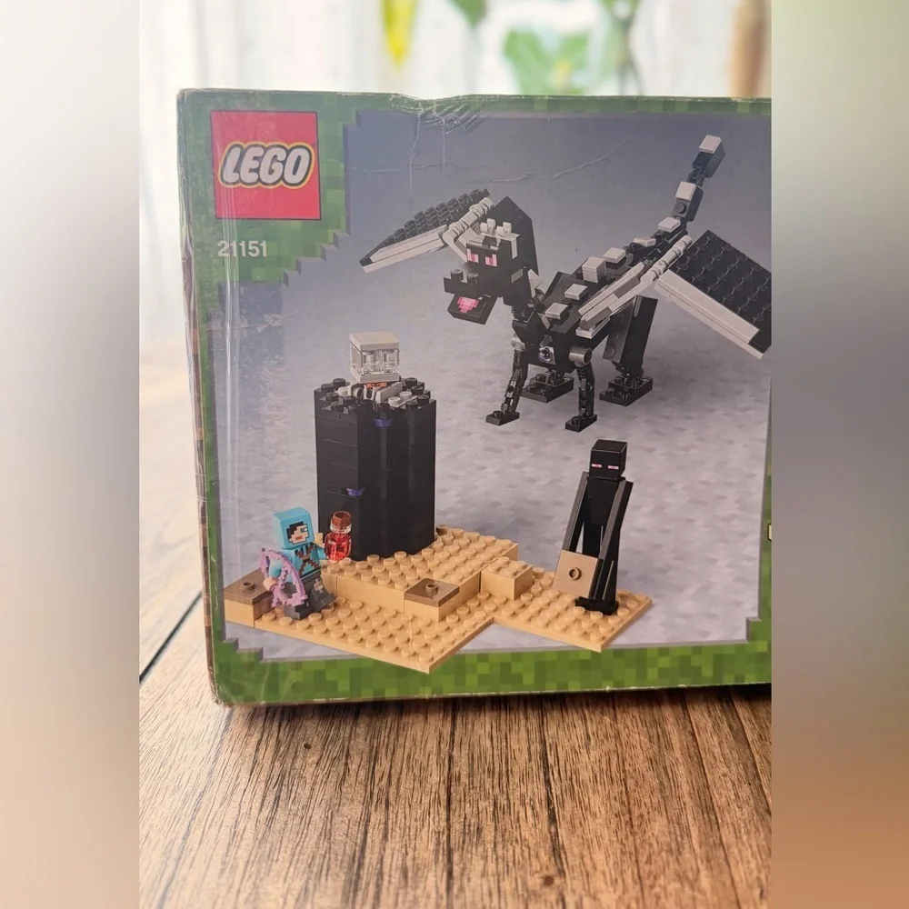 LEGO Minecraft The End Battle Ender Dragon Fighting 21151 Building Kit (222 Piec